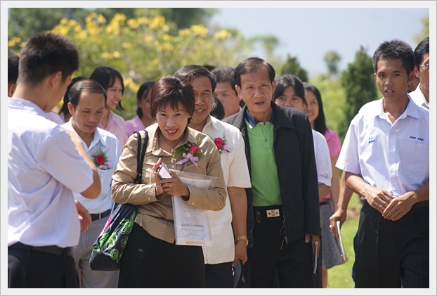 พระราชทาน-06