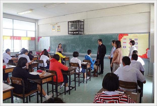 ตรวจเยี่ยมการสอบ O-NET - 01